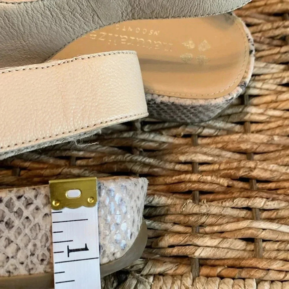 Naturalizer leather  sandals 8 - Picture 11 of 11